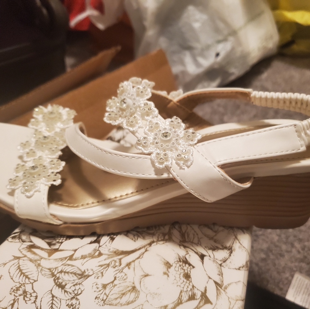 Dress sandals